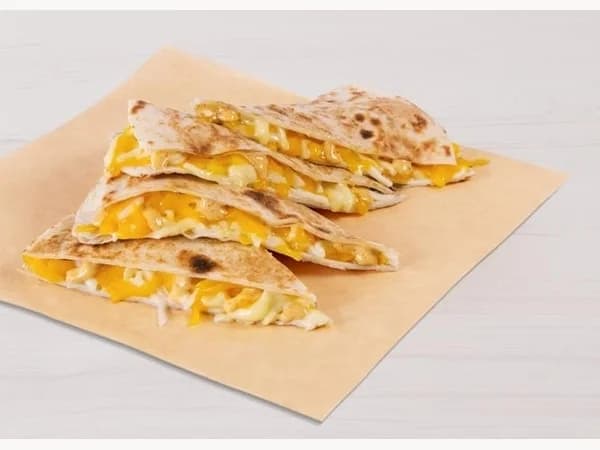 Taco Bell 3-Cheese Chicken Flatbread Melt - Value Menu